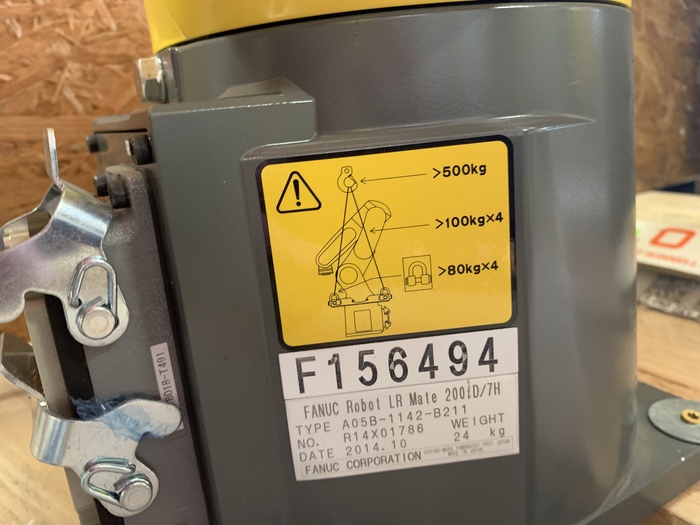 Used FANUC LR MATE 200iD/7H 5 AXIS CNC ROBOT WITH LR MATE R30iB CONTROLLER