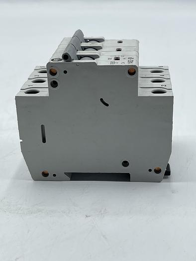 Used AB ALLEN BRADLEY 1492-SP3C040