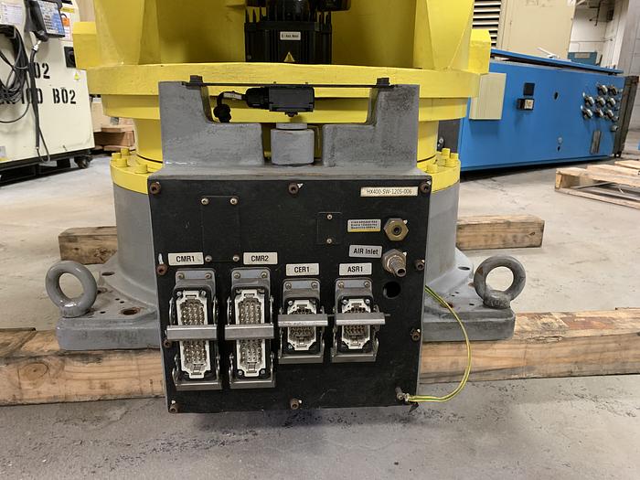 Used HYUNDIA MODEL HX400 400KG X 2573MM H REACH WITH Hi5-N80U CONTROLLER