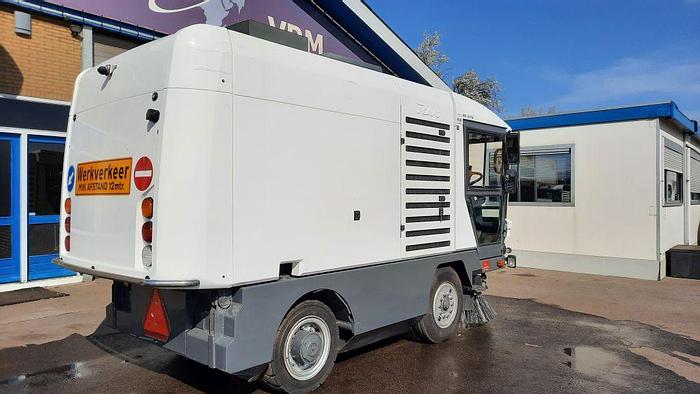 Gebruikt 2011 Ravo 530 STH