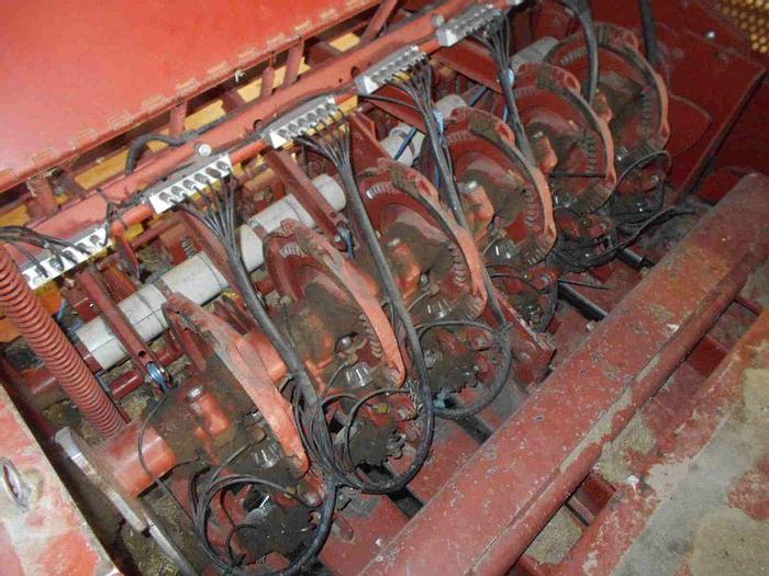 Used Hesston 4900 Baler