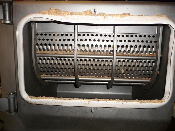 Used Zerkleinerungsmaschine KEMUTEC Type M-305 als Horizontalreibe.