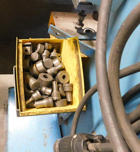 Used Ironcrafter Hydraulic Single End Punch 41/41