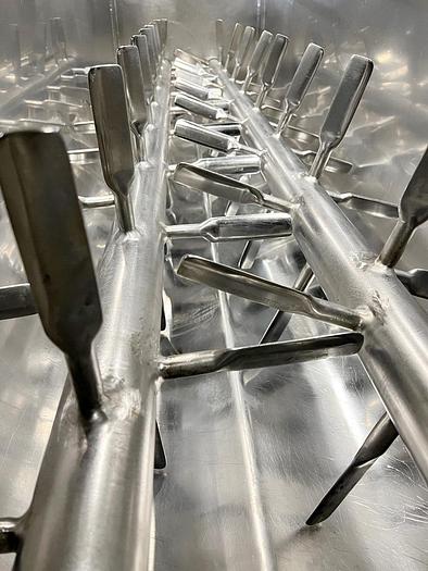 Used USED DEMACO STAINLESS STEEL DOUBLE PADDLE BLENDER, 30 CUBIC FEET
