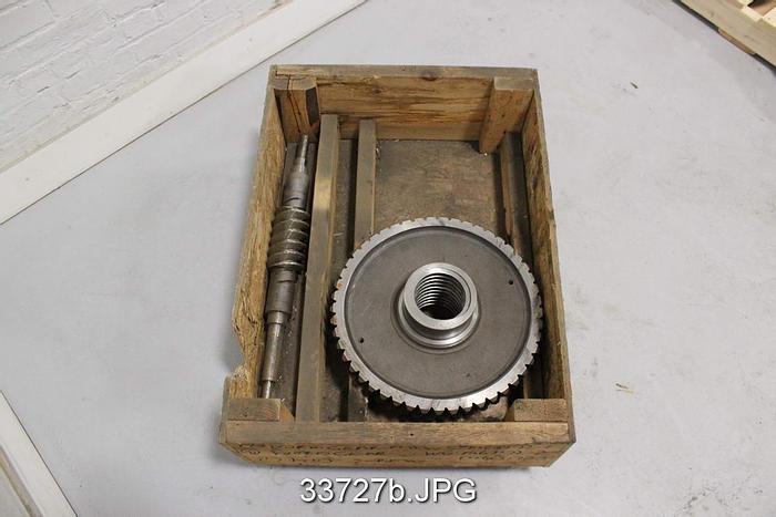 Used Beloit DD4000 Sliding Head Worm Gear and Adjustment Shaft, 20/24" #33727