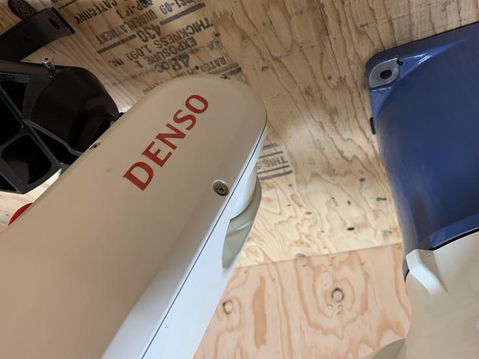 Used DENSO VS-6577M 6 AXIS CNC ROBOT 7 KG X 854MM REACH RC8 CONTROLLER MINT