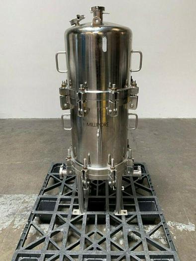 Used Millipore 316L Stainless Steel 150 PSIG Filter Housing Cat# CES8583