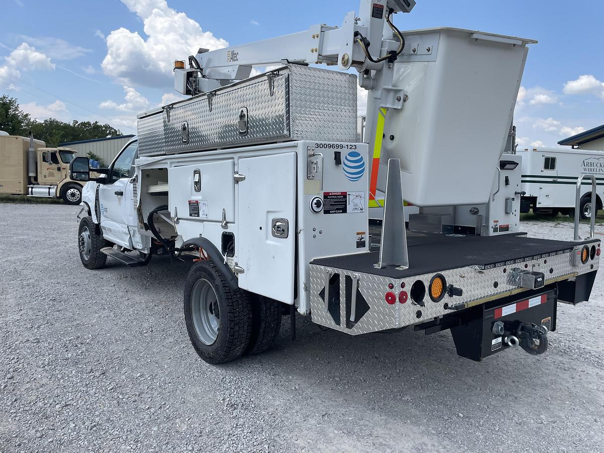 Used 2023 Ford Bucket Truck