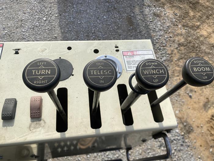 Used 2007 National 900A