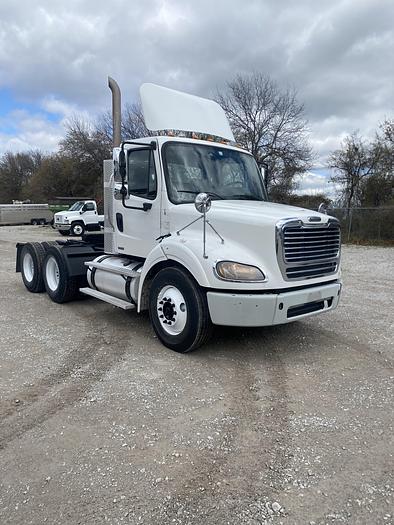 Used 2013 Freightliner Day cab