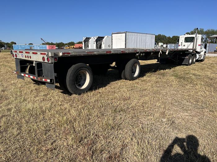 Used 2014 Utility  48' spread axel trailer