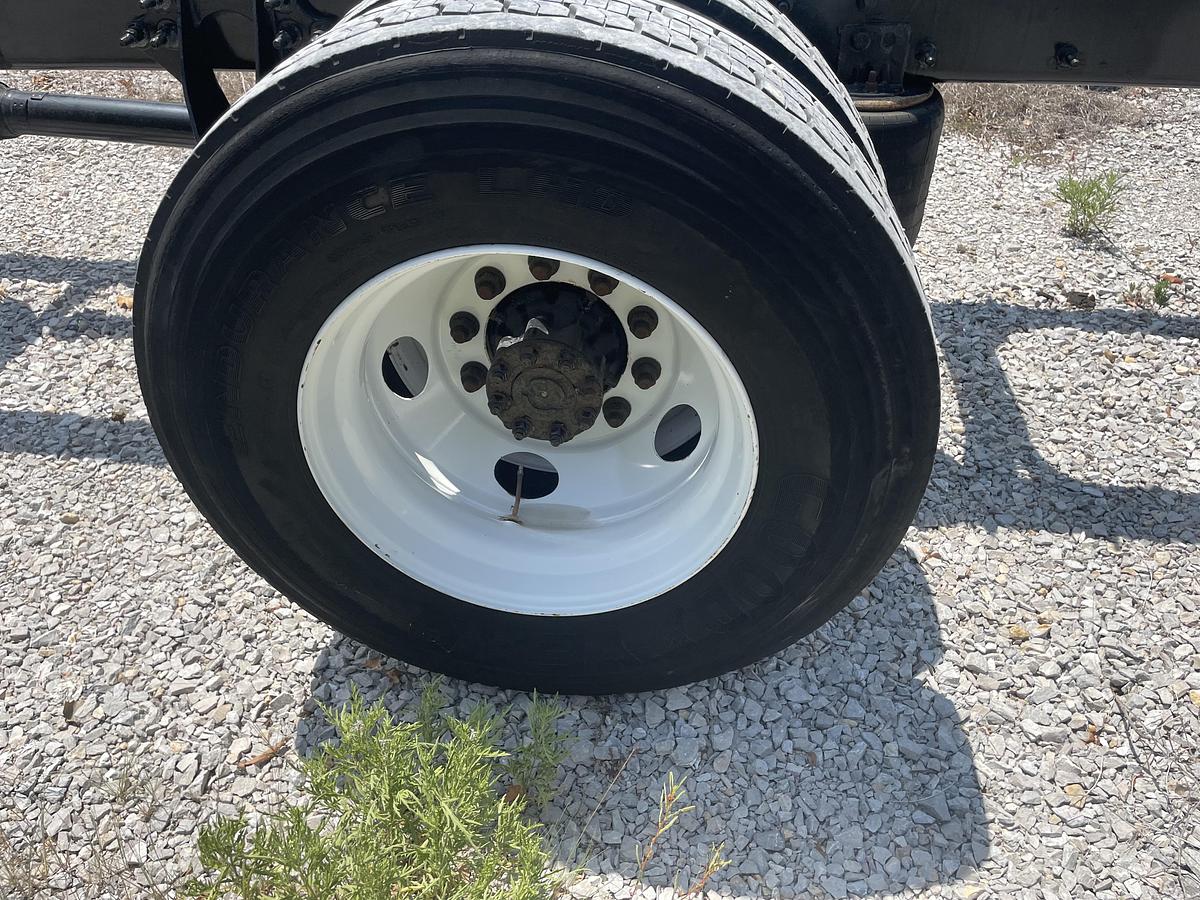 Used 2019 International Can and chassis