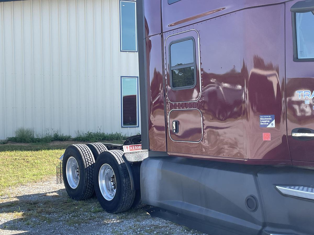 Used 2020 Kenworth T680