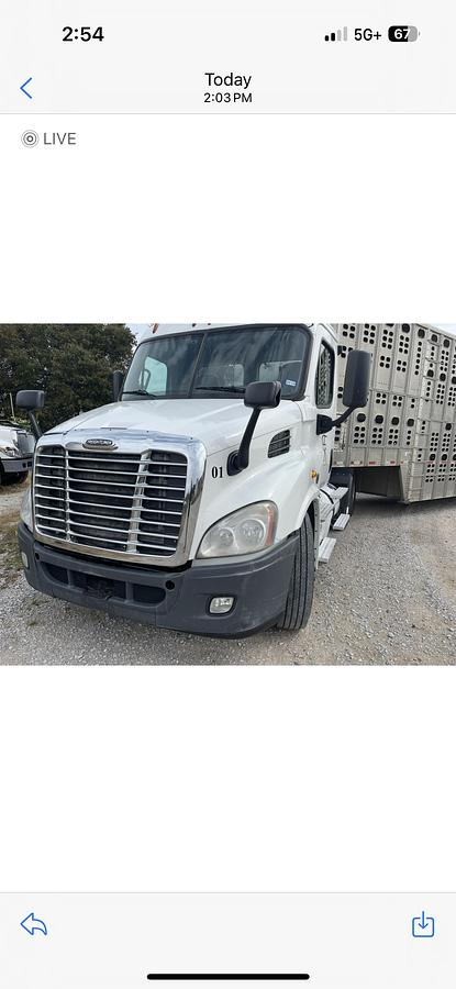 Used 2014 Freightliner Cascadia