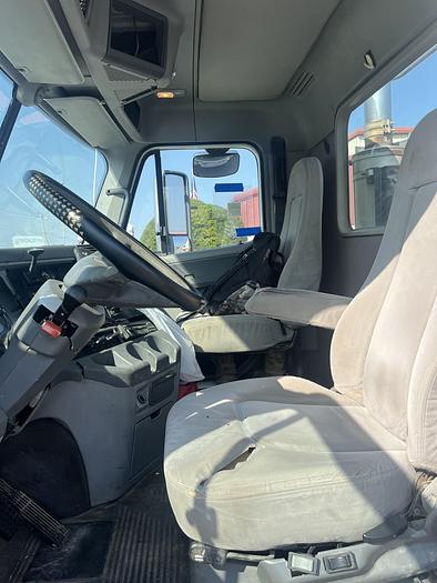 Used 2007 Freightliner Cascadia