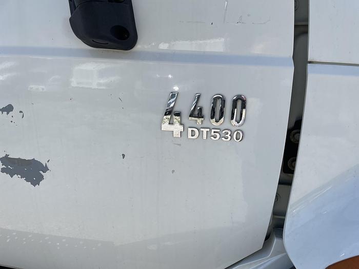 Used 2003 International 4400