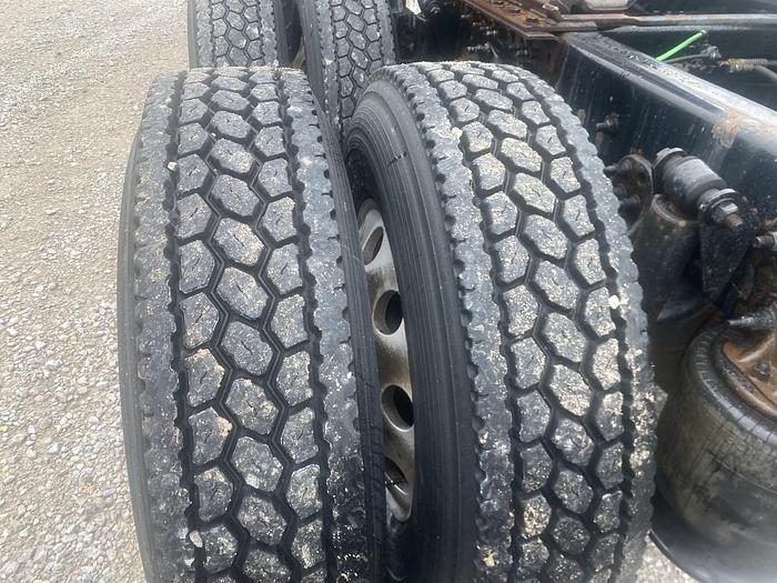 Used 2016 Freightliner Sleeper