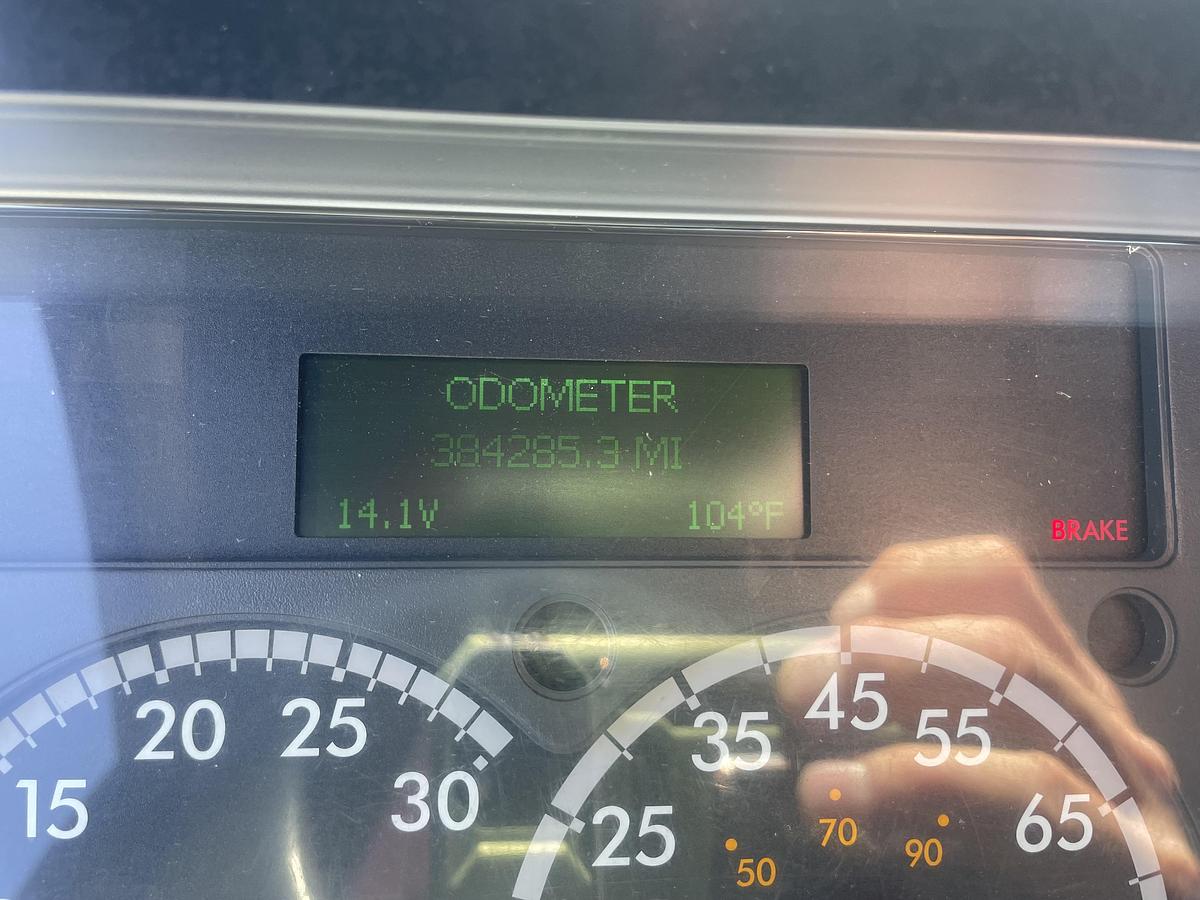 Used 2020 Freightliner Cascadia