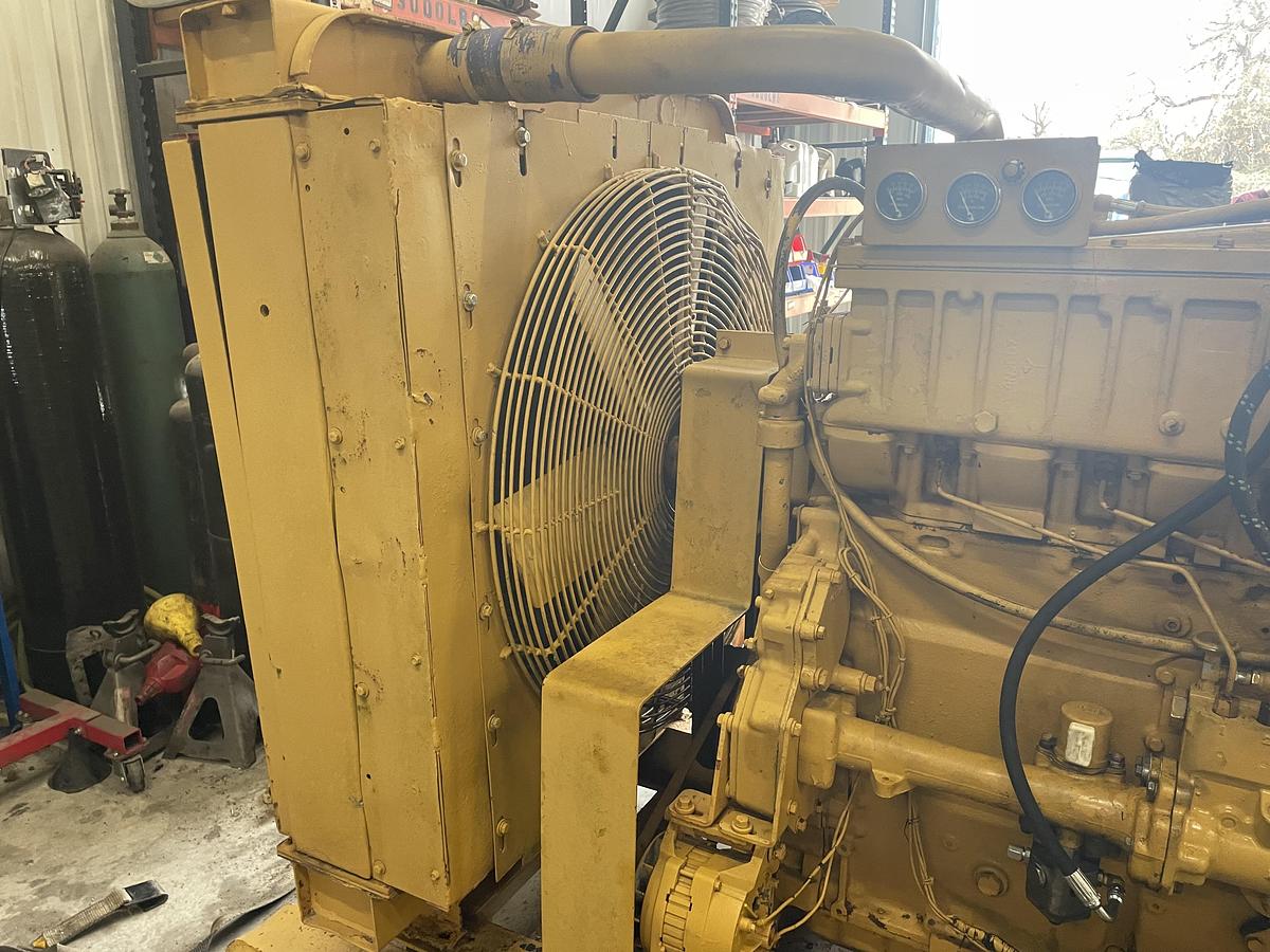 Used 1995 Carepillar 360KW gen set