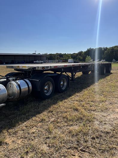 Used 2014 Utility  48' spread axel trailer