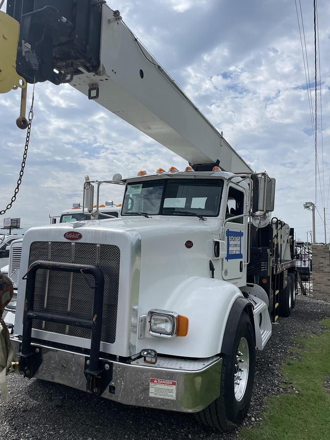 Used 2012 National 9125A