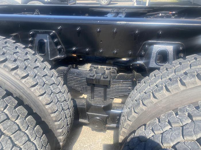 Used 2023 Kenworth 880