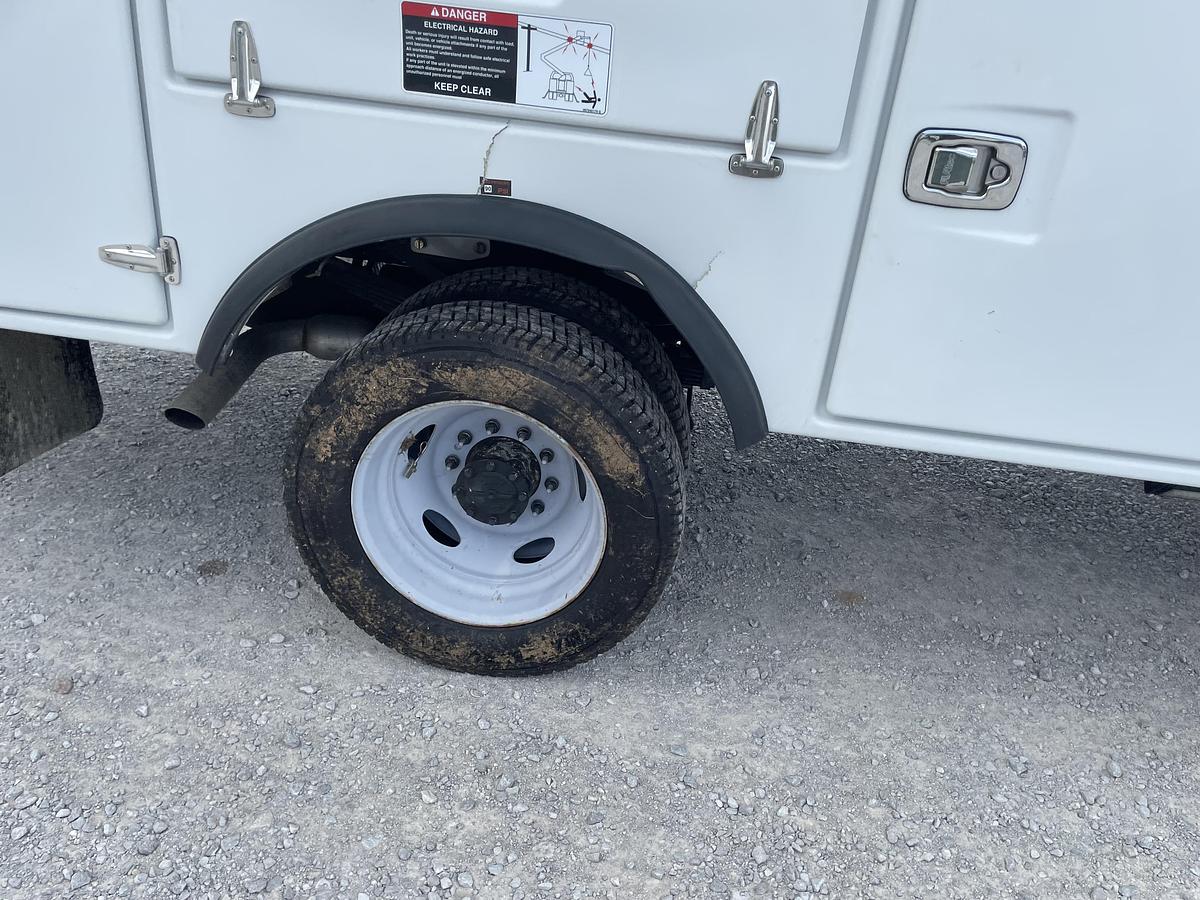 Used 2023 Ford Bucket Truck