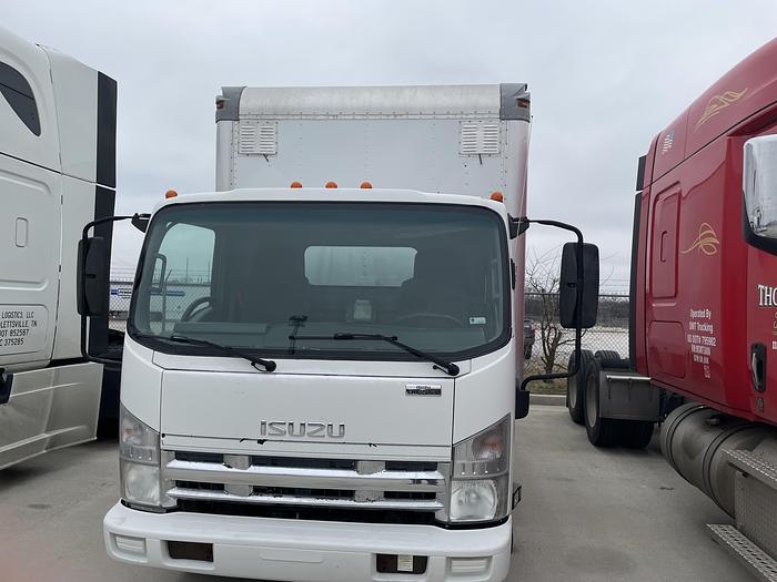 Used 2010 Isuzu Box truck