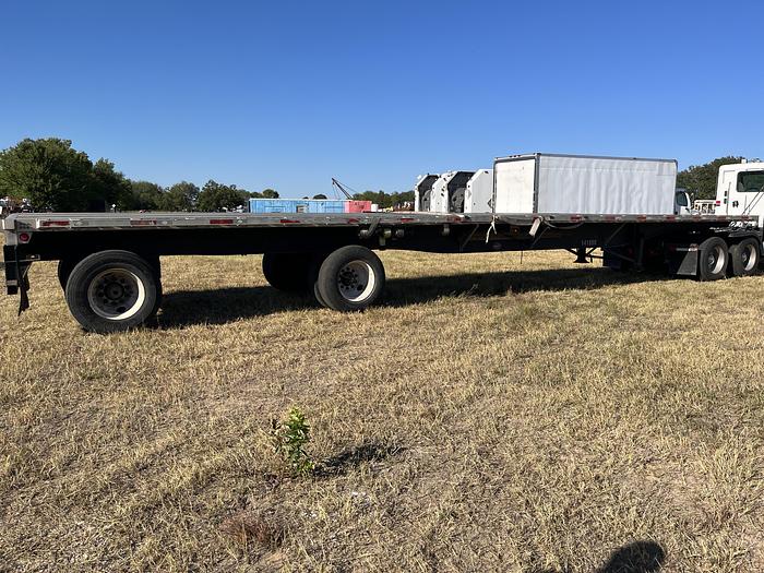 Used 2014 Utility  48' spread axel trailer