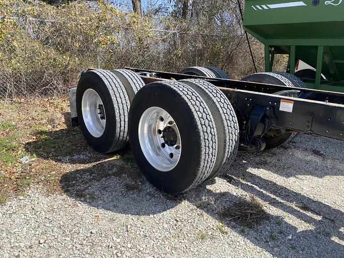 Used 2009 Freightliner Sleeper