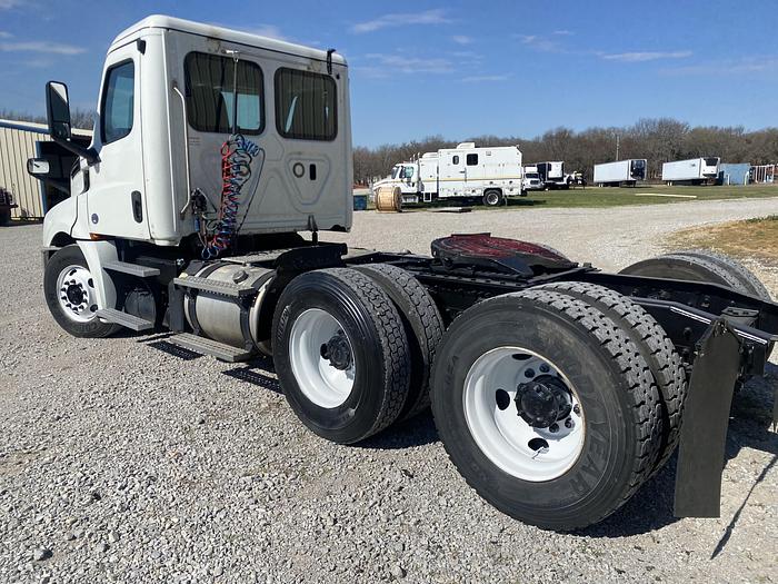 Used 2019 Freightliner Cascadia