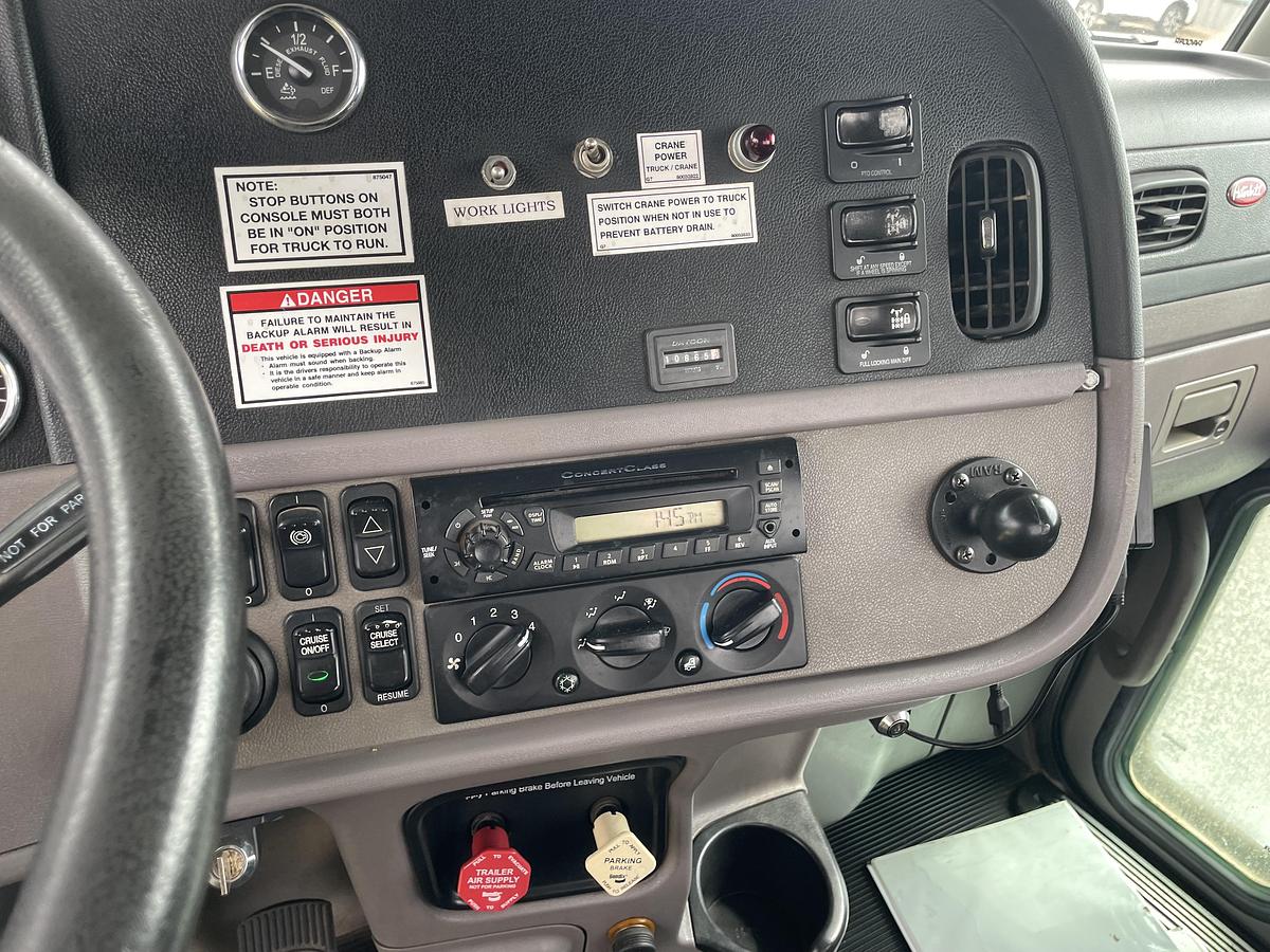 Used 2012 National 9125A