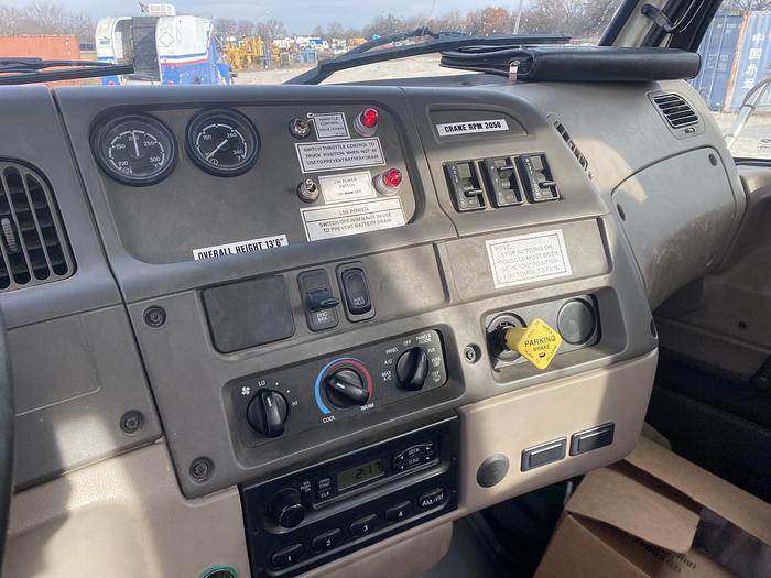 Used 2007 National 900A