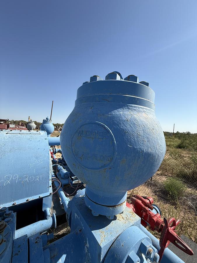 Used 2010 10p 1300 National pumps 10p