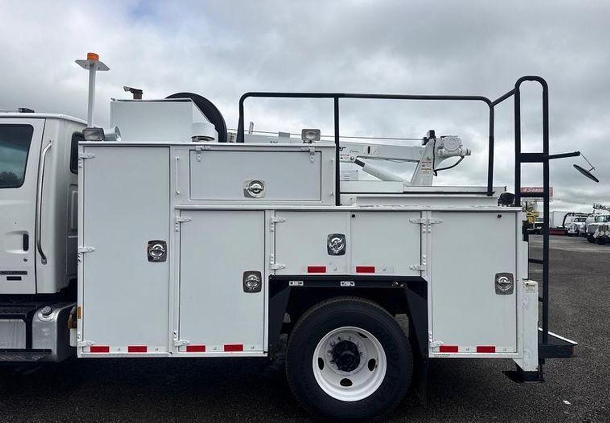 Used 2008 Sterling Acetera Service Truck