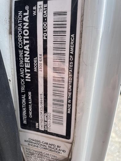 Used 2003 International 4400