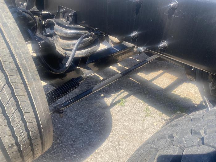 Used 2023 Kenworth 880