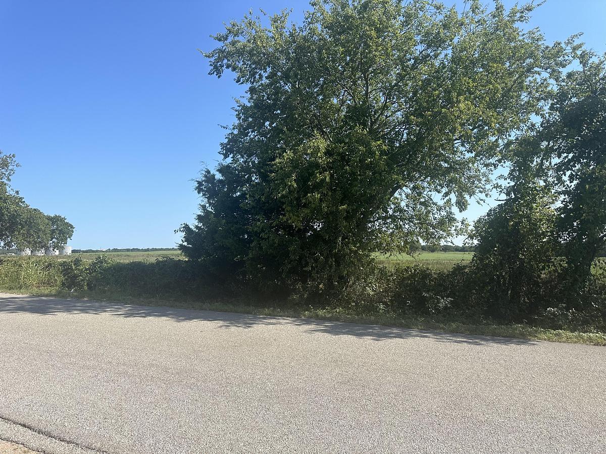 2025 220 acres land Land