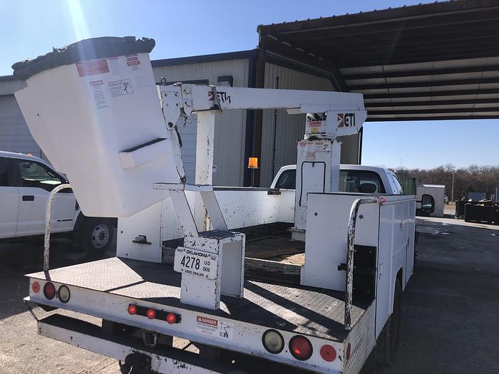 Used 2003 Ford 450 bucket truck