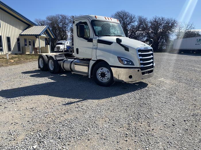 Used 2019 Freightliner Cascadia