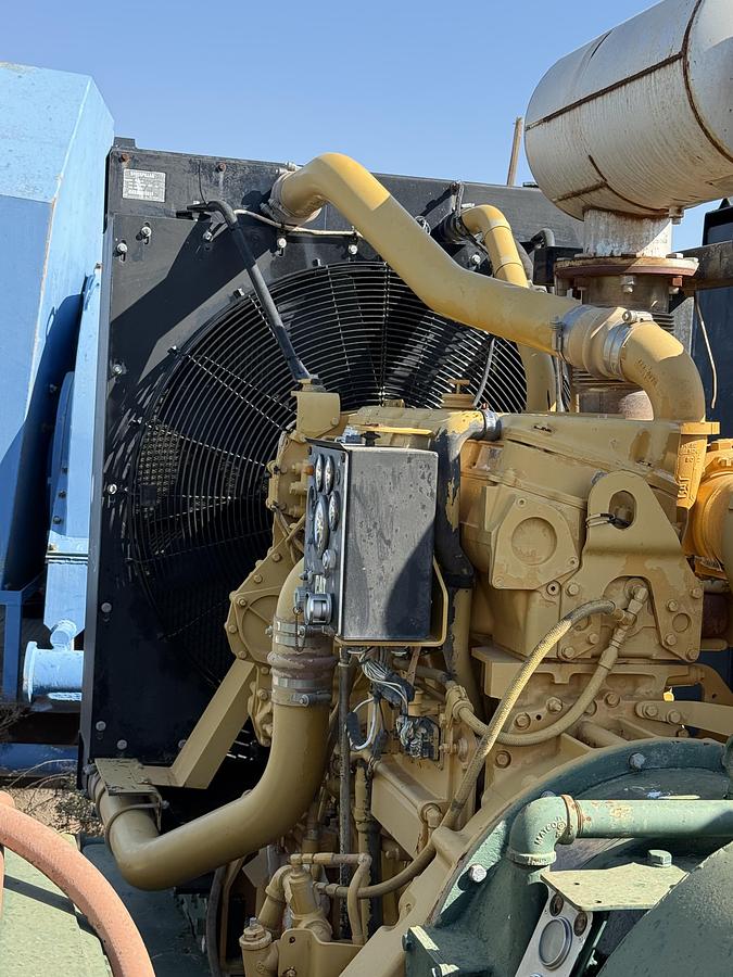 Used 2011 Caterpillar C15's