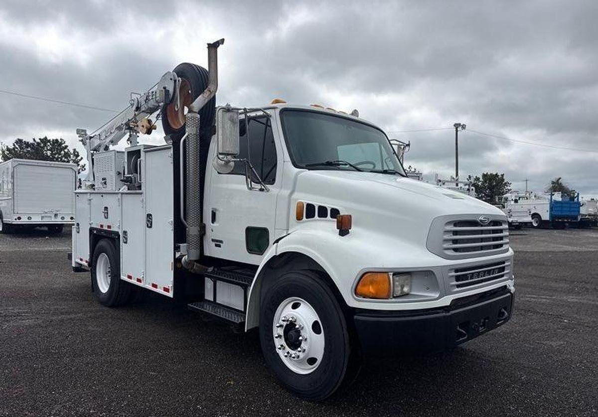 Used 2008 Sterling Acetera Service Truck