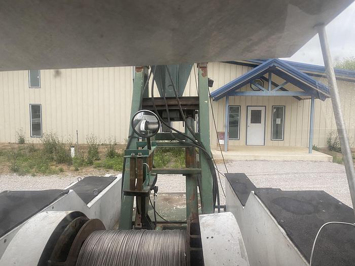 Used 2009 Ford 750 Slickline Quickrig