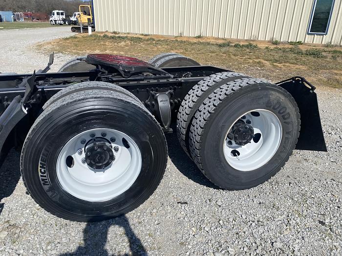 Used 2019 Freightliner Cascadia