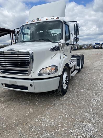 Used 2013 Freightliner Day cab