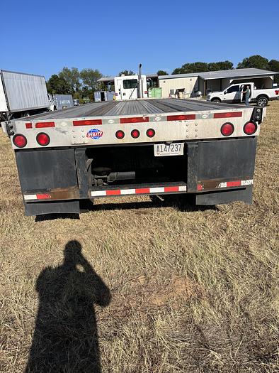 Used 2014 Utility  48' spread axel trailer