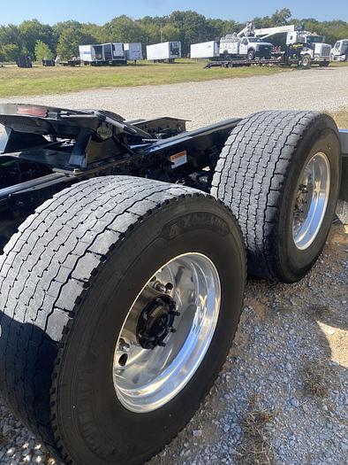 Used 2018 Freightliner Cascadia