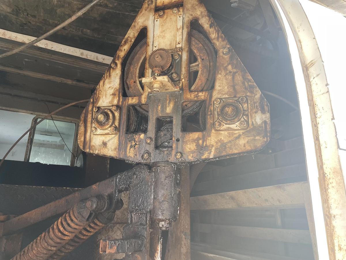 Used 2007 International Wireline plugging
