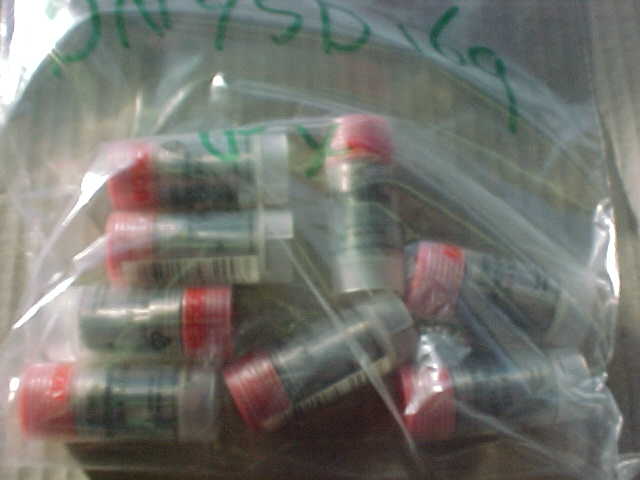 Used BOSCH INJECTOR NOZZLE  DN4SD169