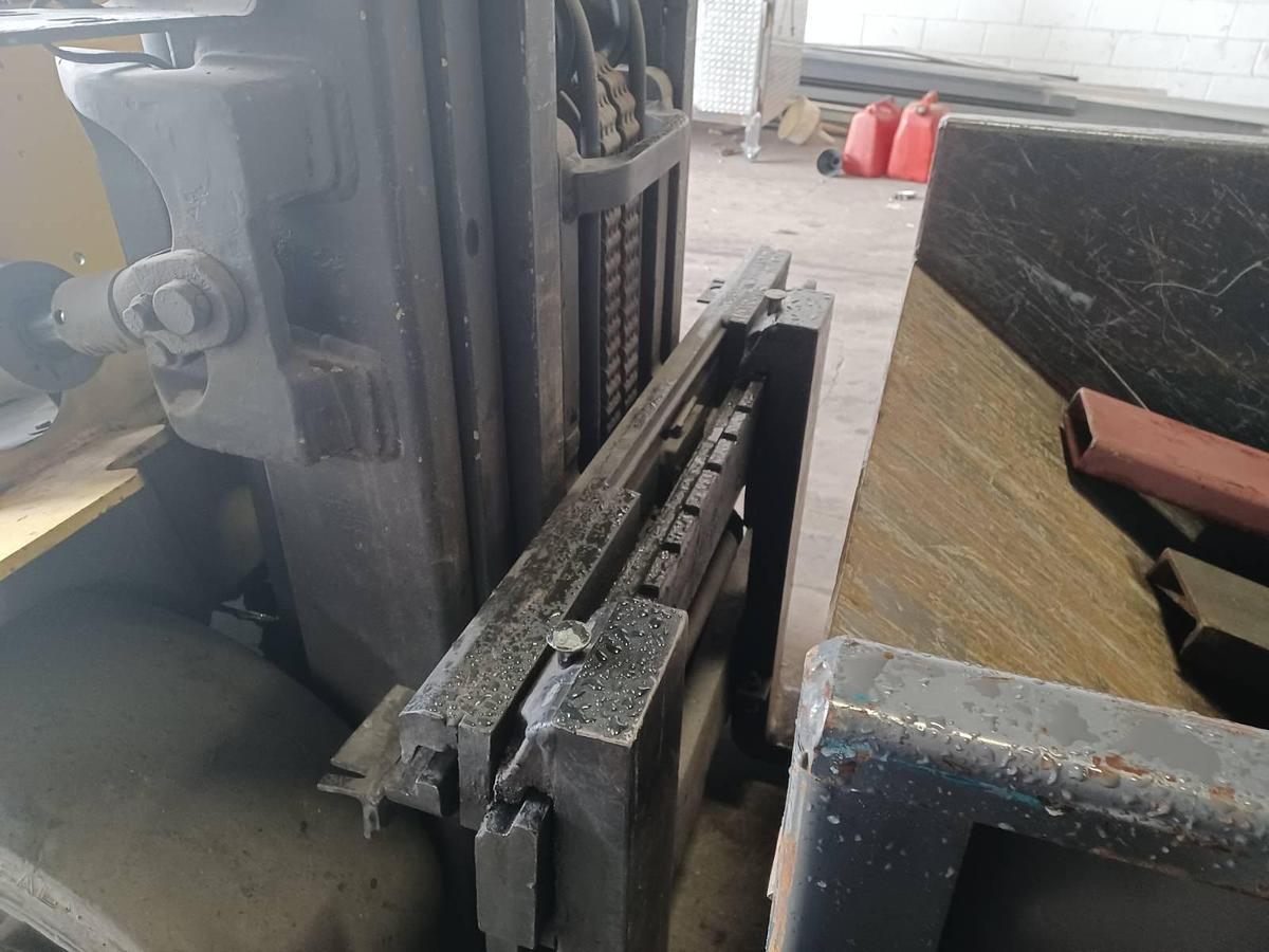 Used 13500 Lb Hyster Propane Forklift